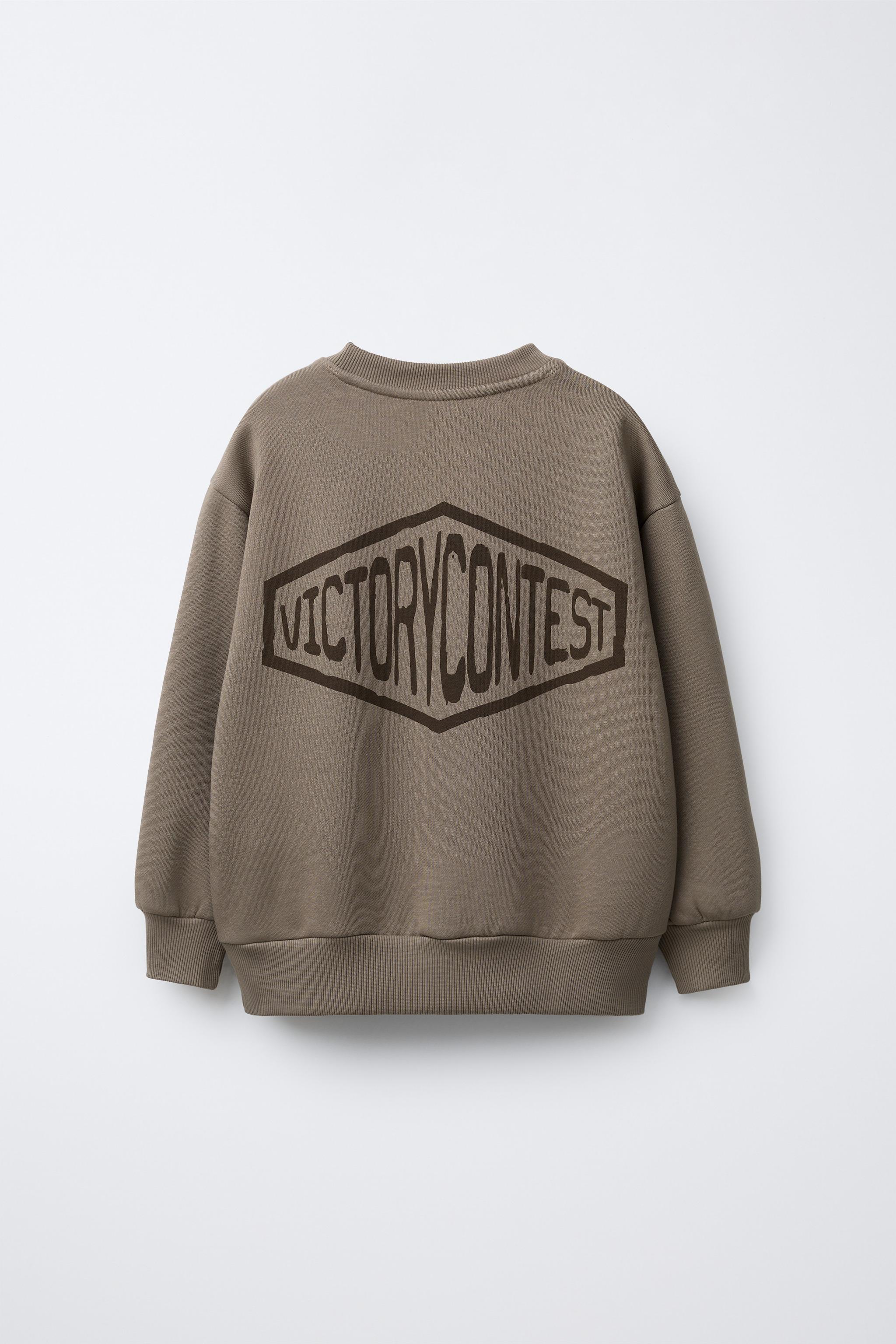 SWEATSHIRT AND JOGGER SET WITH TEXT PATCH